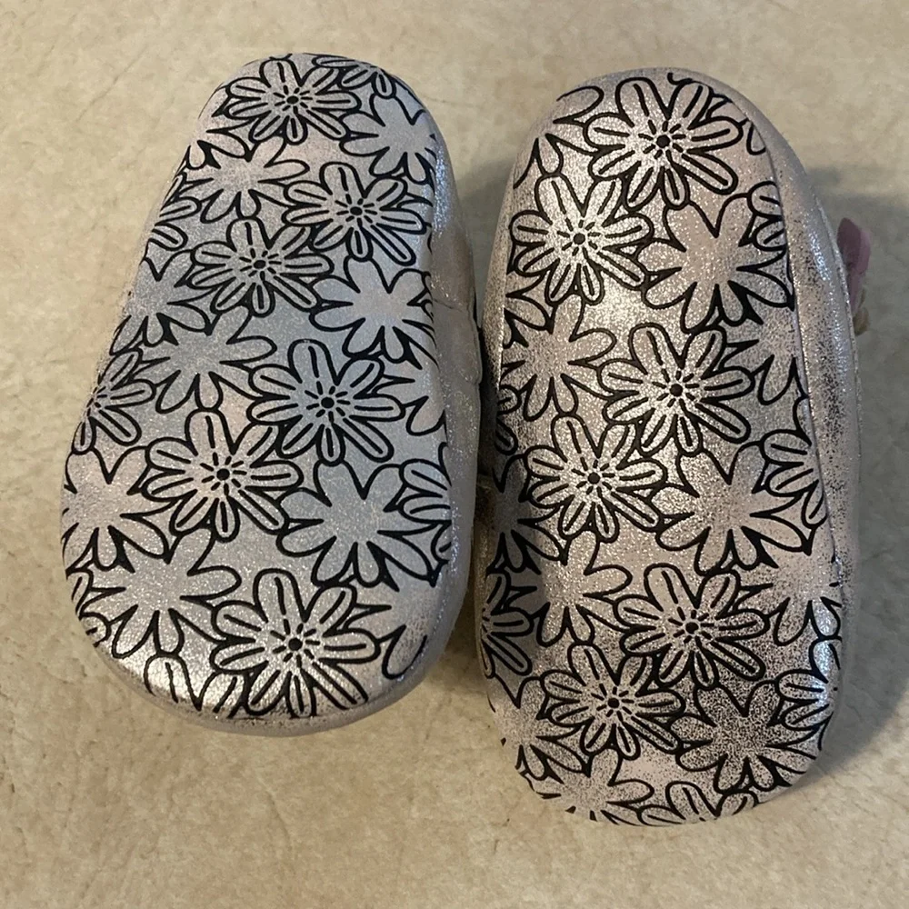 0-6M soft high top sneakers